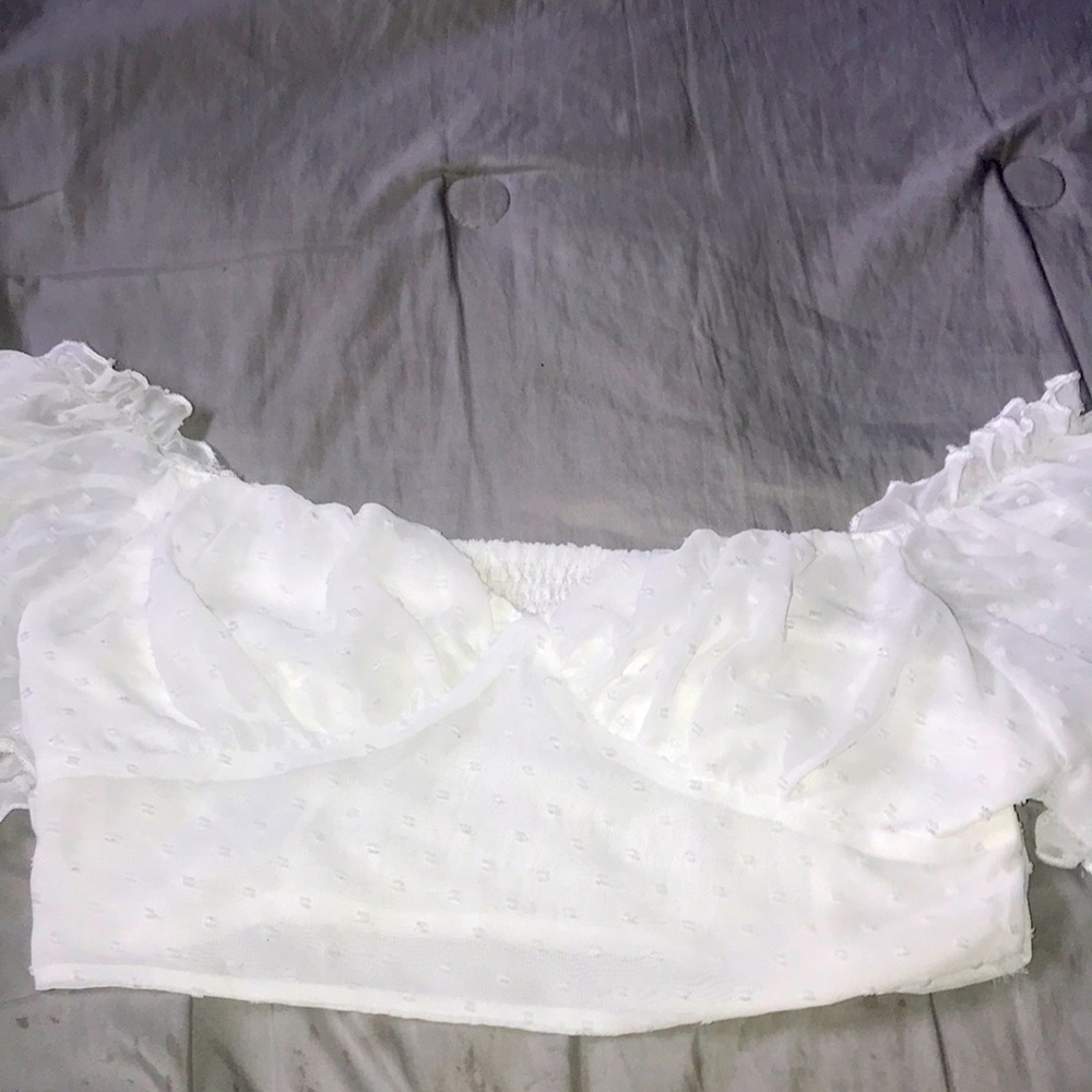 trendy white crop top